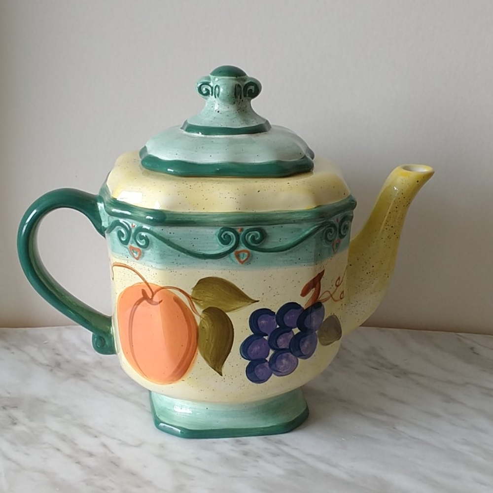 Medici hand painted teapot
